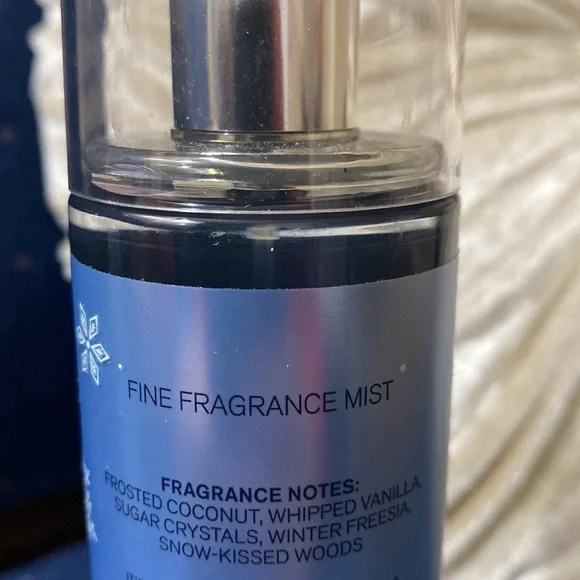 BATH & BODY WORKS SET. . . FROSTED COCONUT SNOWBALL SCENT - Picture 4 of 6